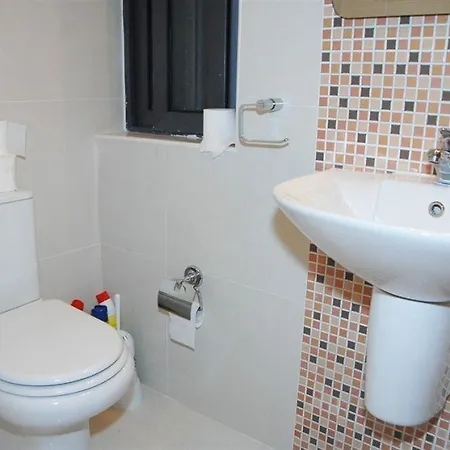 Hotel The White House Gzira